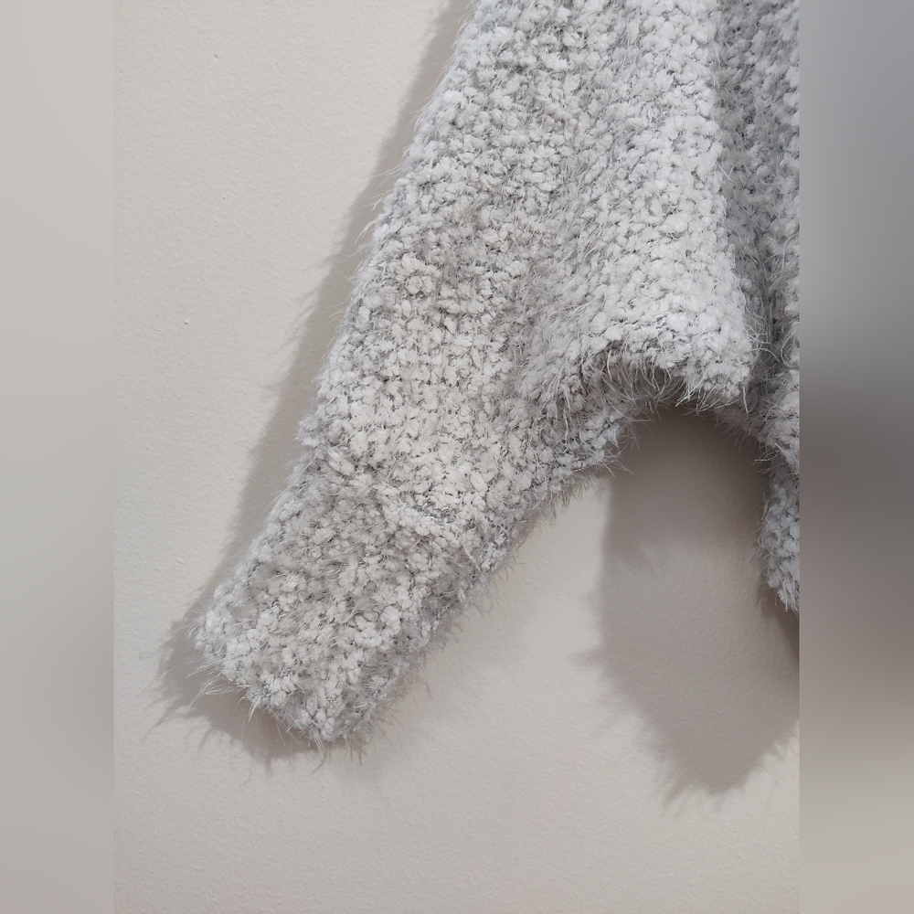 Fuzzy Sweater - Picture 4 of 4